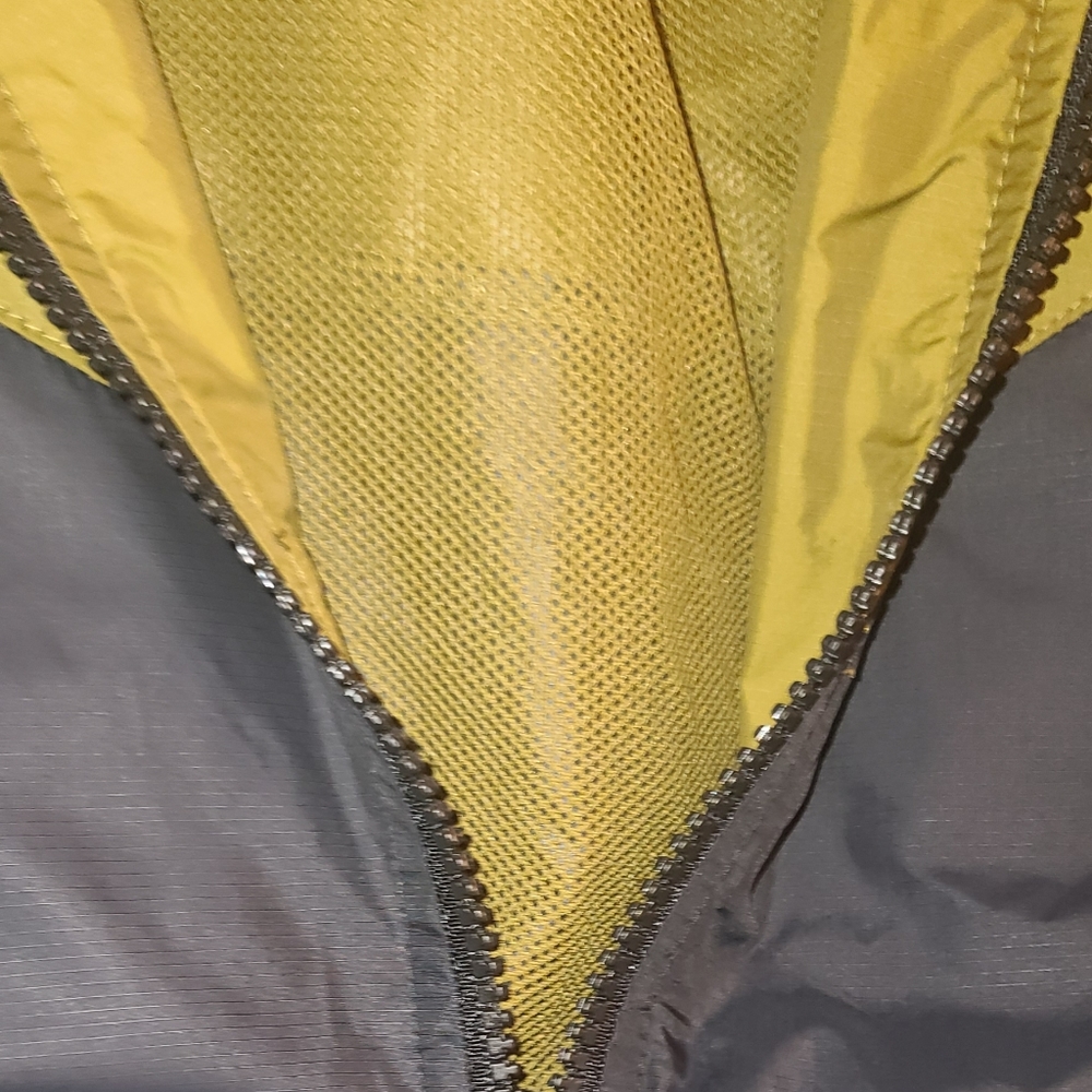 Nike Jacket - Picture 9 of 12